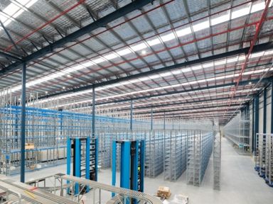 Modern interior industrial warehouse design