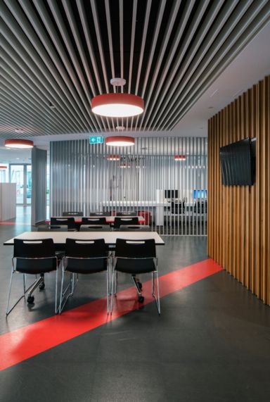 Sullivan Nicolaides Pathology research lab bowen hills interior