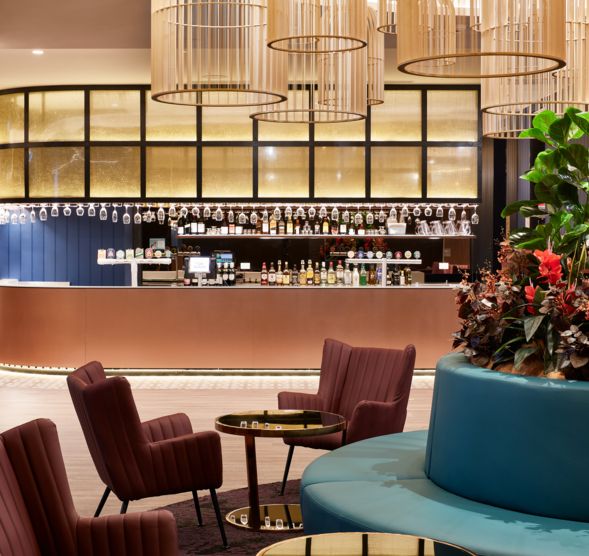 Club Auburn bar and lounge interior design