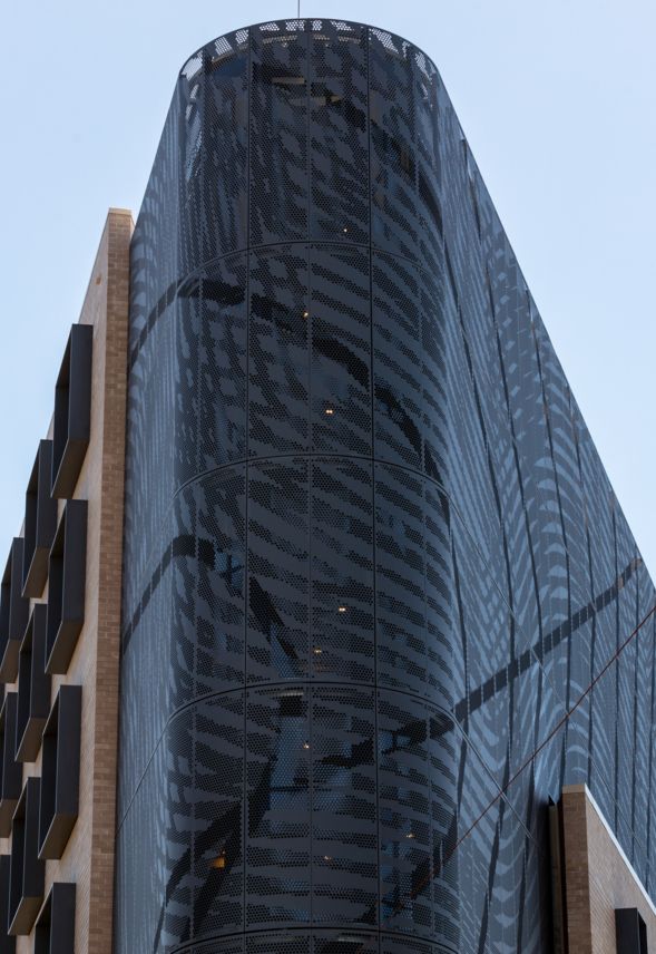 Modern urban architecture University of Sydney, The Regiment